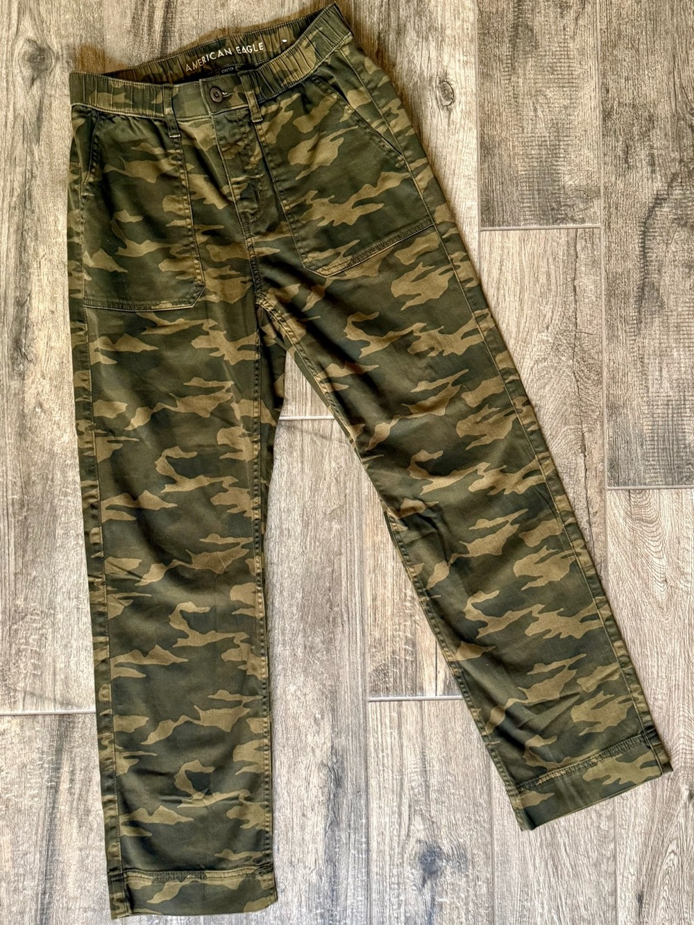 American Eagle Stretch Low-Rise Baggy Utility Pant
